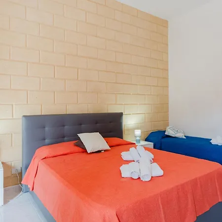 Andrea's House アパート マルサラ