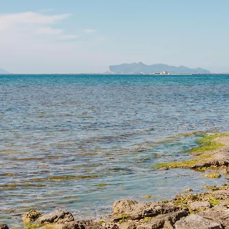 Andrea's House アパート *