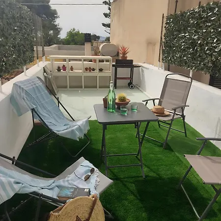 Daire Andrea's House *